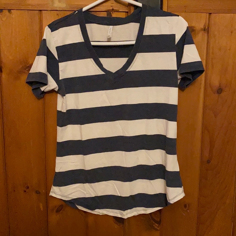 Z Supply VNeck tshirt